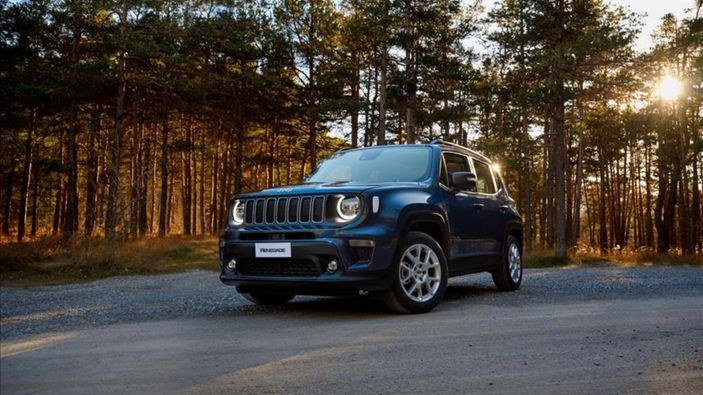 Jeep'in sevilen modeli Renegade, 10. yaşını kutluyor