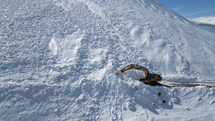 Meteoroloji uyardı! Doğu Karadeniz ve Doğu Anadolu'da çığ tehlikesi bulunuyor