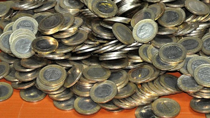 O ilde "bozuk para" krizi! Kimse bulamıyor, getirene ödül veriliyor...