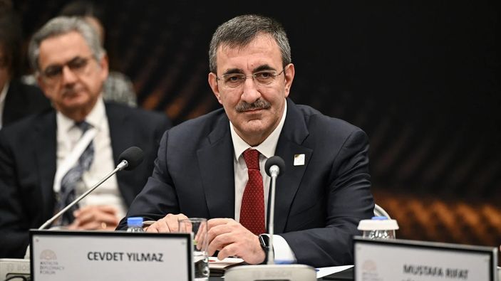 Cevdet Yılmaz: Jeopolitik sorunlar çözülebilirse ekonomiye yansıması olacaktır