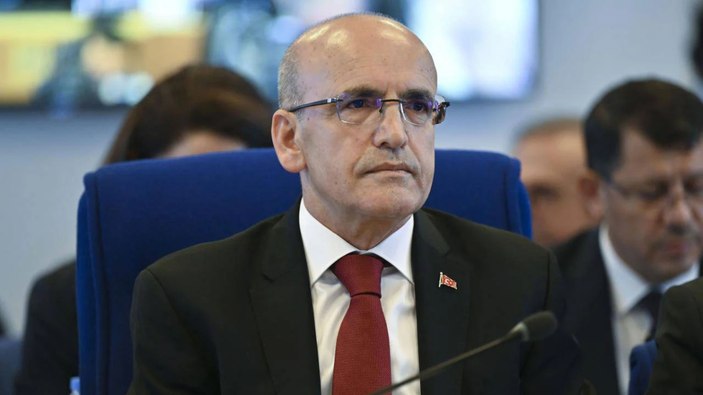 Mehmet Şimşek, cari açıktaki düşüşe ilişkin açıklamalarda bulundu