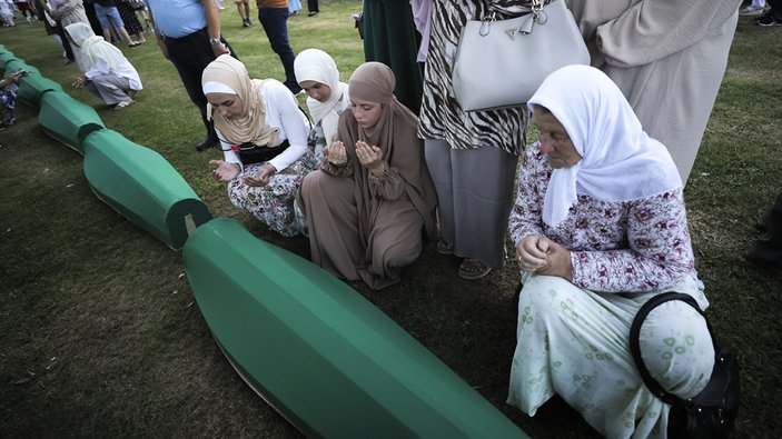 Srebrenitsa Katliamı'nın 29. yıl dönümü: Tarihin karanlık lekesi