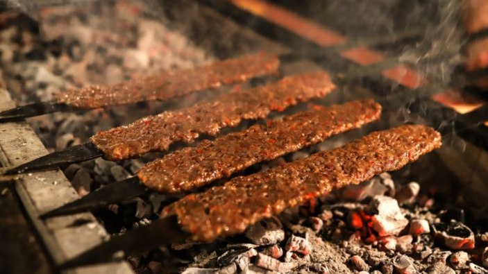 Adana kebap ile Urfa kebap arasındaki fark nedir? İşte yanıtı...