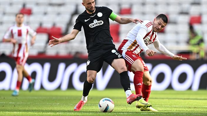 Antalyaspor son dakika 3 puanı kurtardı