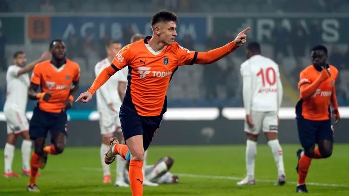 Başakşehir'in golcüsü Piatek'ten Real Madrid itirafı