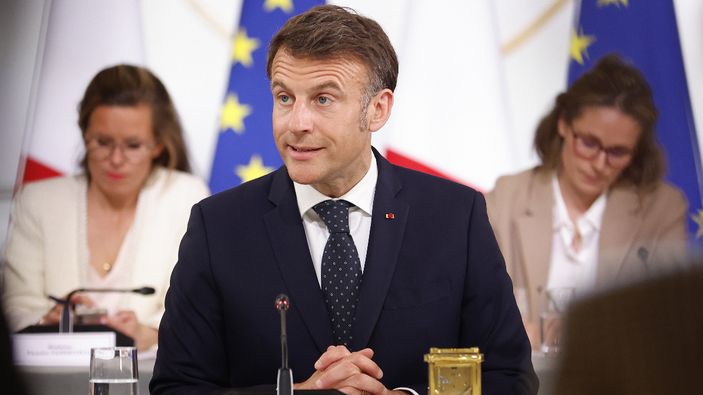 Macron'dan Donald Trump'ın vergi kararına tepki