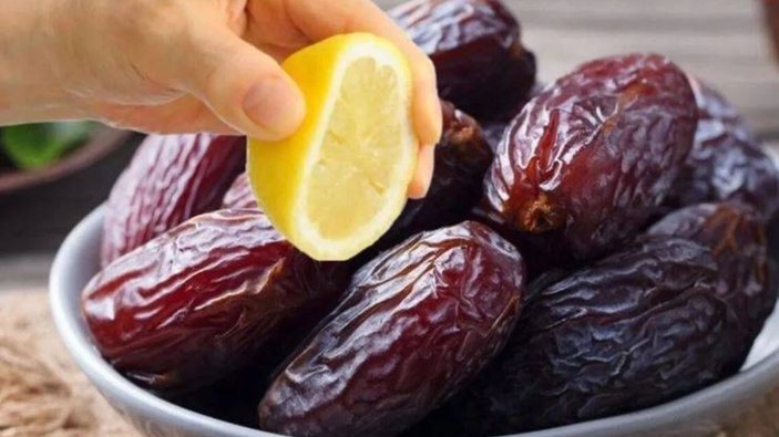 Hurmanın üzerine limon sıkarak tüketmenin faydaları saymakla bitmiyor!