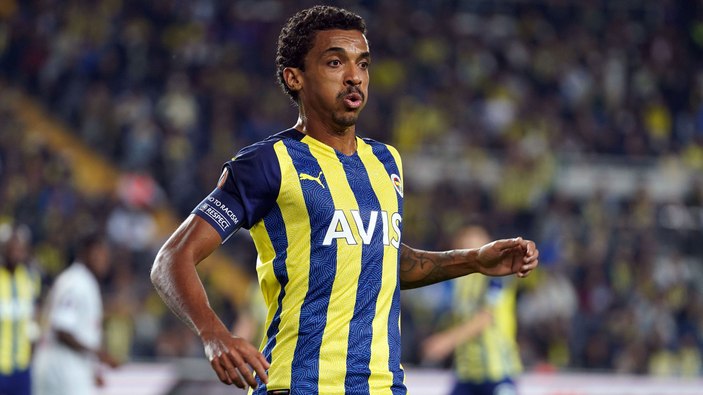 Fenerbahçe'den Luiz Gustavo için "geçmiş olsun" mesajı
