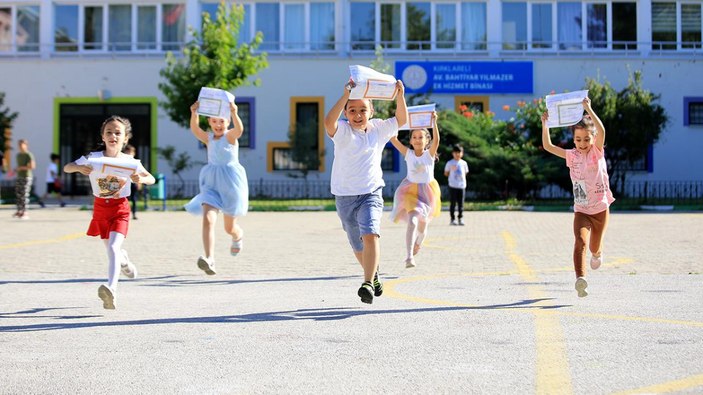 Okullar ne zaman kapanacak? Yaz tatili hangi tarihte başlıyor?