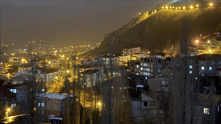 Hakkari'de hava koşulları nedeniyle eğitime ara verildi