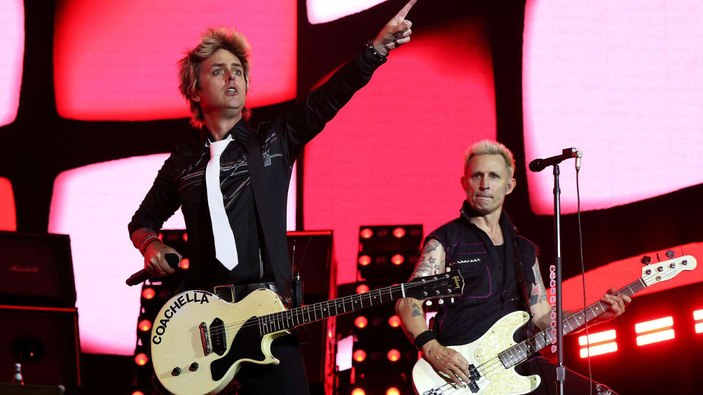ABD'li müzik grubu Green Day, Hz. İsa’ya yazılan şarkıyı Filistin için uyarladı