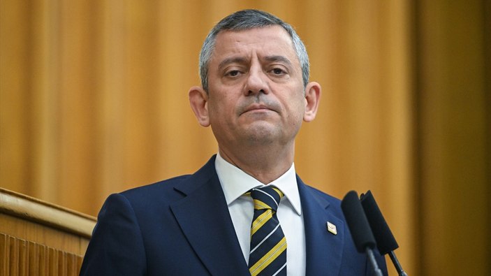 Özgür Özel'den Sırrı Süreyya Önder için geçmiş olsun mesajı