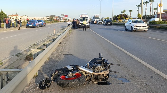 Antalya'da motosikletli genç kazada feci şekilde hayatını kaybetti