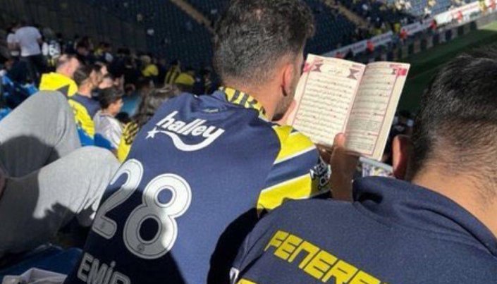 Fenerbahçeli taraftarlar stadyumda Kur'an-ı Kerim okudu