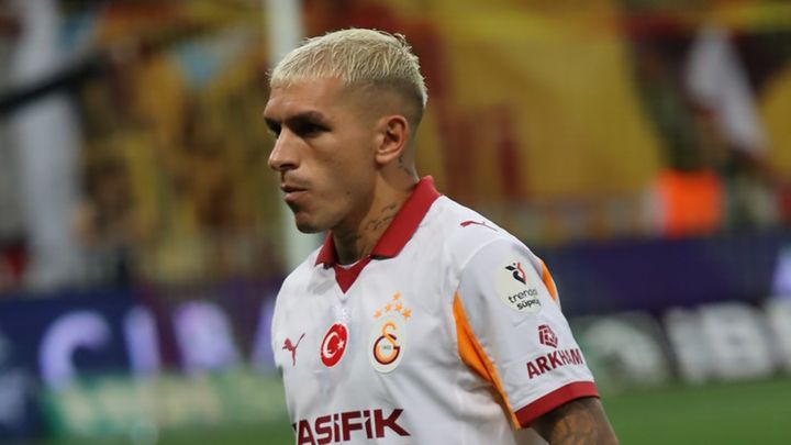 Galatasaray'da Lucas Torreira, oyuna devam edemedi