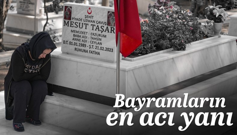 İzmir'de şehit yakınlarından Kurban Bayramı'nın ilk gününde şehitlik ziyareti