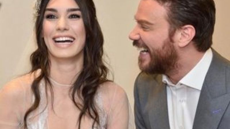 Burcu Kıratlı'dan bebek açıklaması