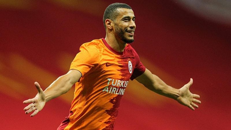 Younes Belhanda'nın sözleşmesi uzatılıyor