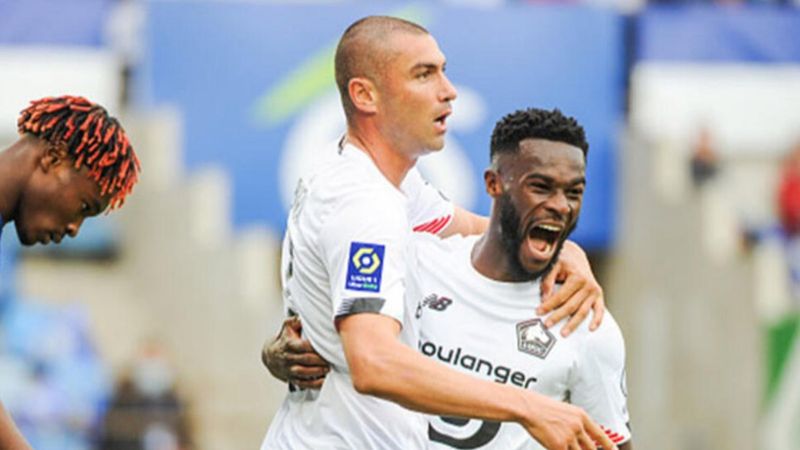 Lille sahasında Lyon ile berabere kaldı