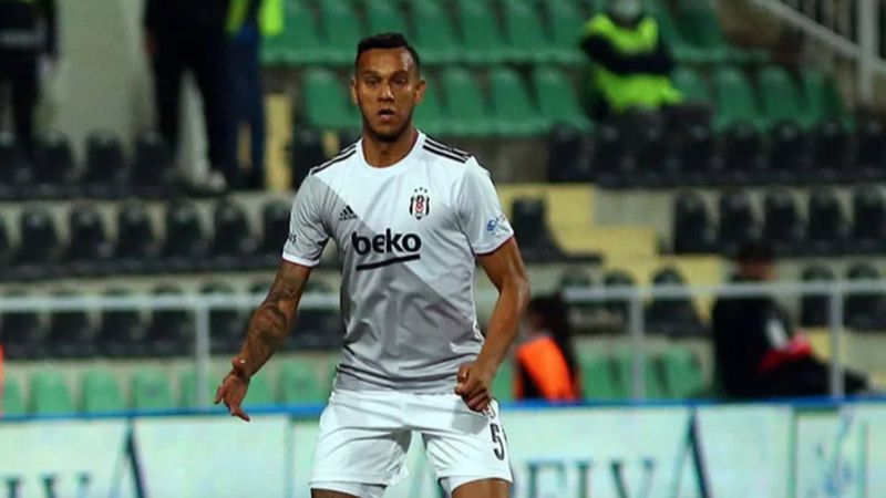 Josef de Souza'da kısmi yırtık tespit edildi