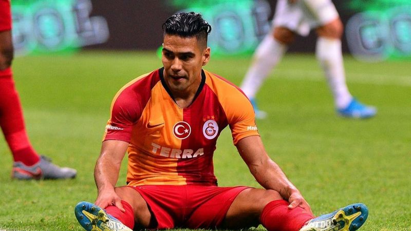 Radamel Falcao'nun tedavisine devam edildi