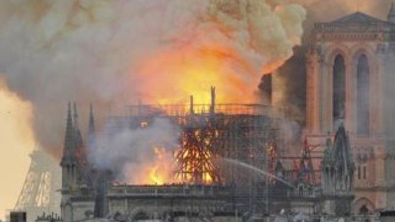 Notre Dame Katedrali'ndeki yangının sebebi belli oldu
