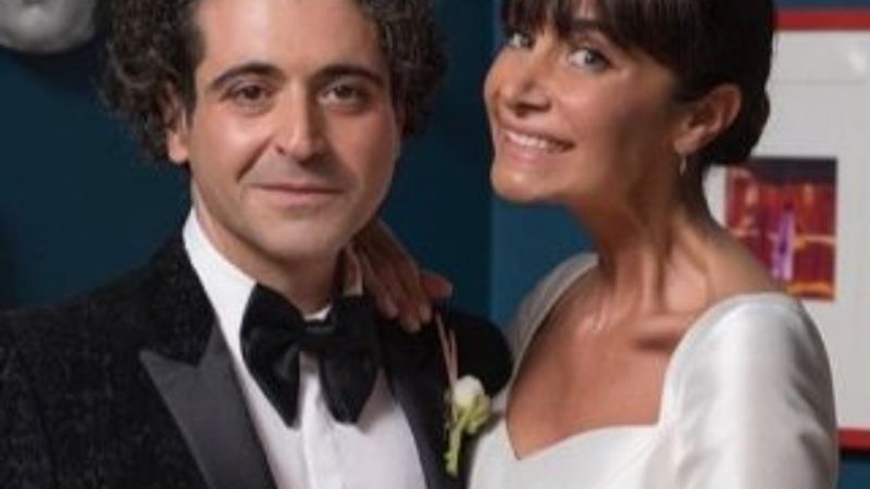 Hazer Amani'den Demet Akalın açıklaması