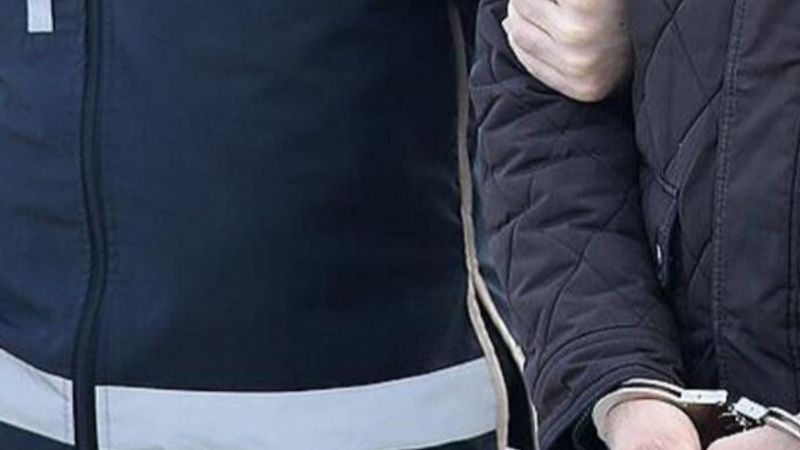 Dernek başkanının aracından 2 kilo uyuşturucu çıktı