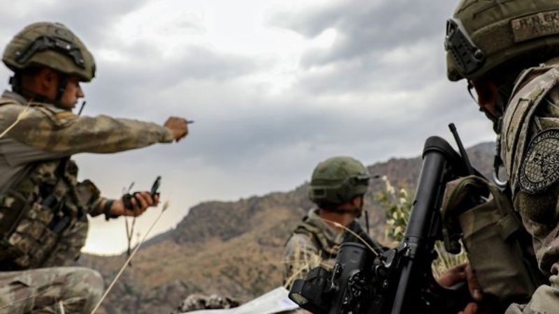 Hakkari'de 3 terörist öldürüldü