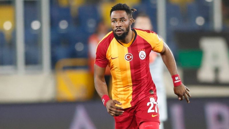 Luyindama Kongo Milli Takımı'nda sakatlandı