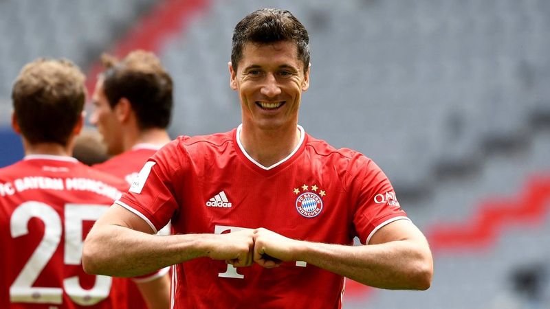 Lewandowski: Manchester United'a gidecektim ama olmadı