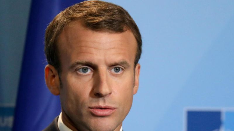 Macron'a göre dine hakaret özgürlük