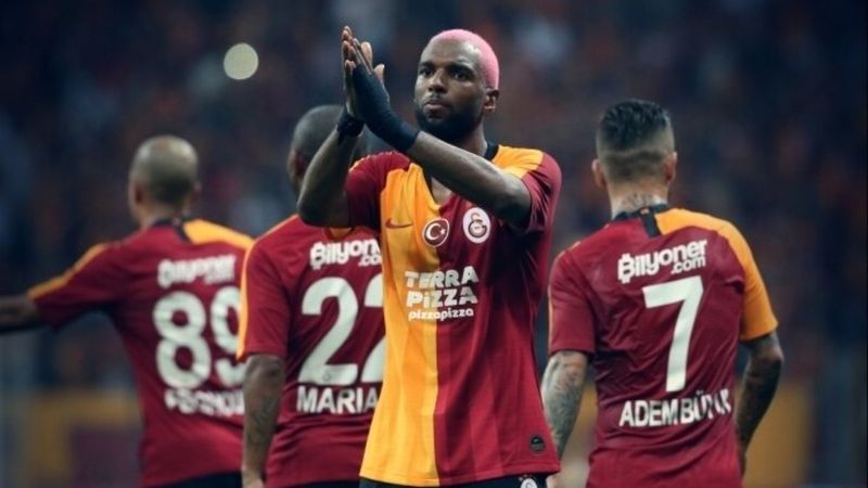 Galatasaray'da Ryan Babel takımda kaldı