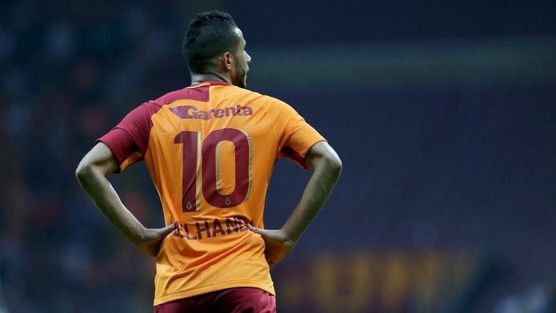 Younes Belhanda'ya üç farklı ülkeden teklif geldi