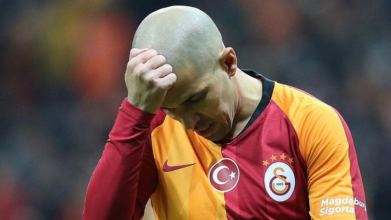 Galatasaray sakat futbolcularla ilgili bilgilendirme yaptı