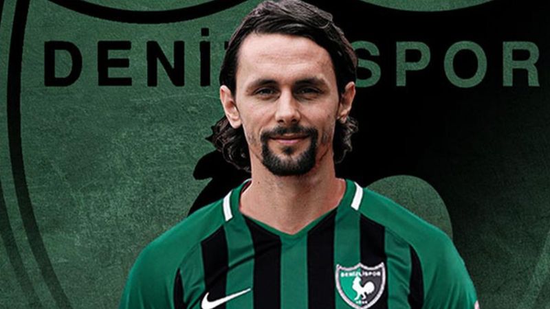 Neven Subotic, sözleşmesini feshetti