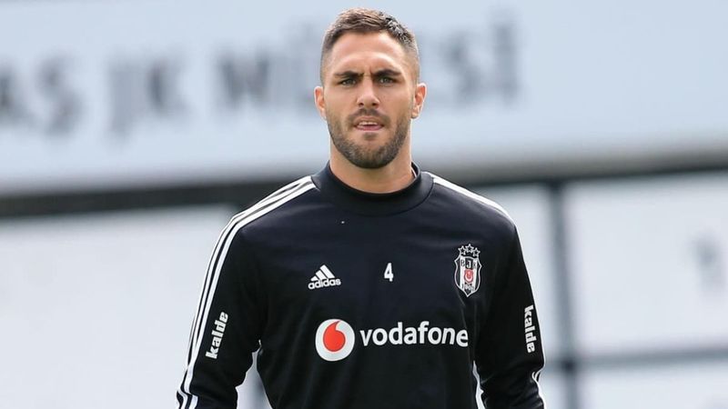 Victor Ruiz: Beşiktaş'taki durum utanç verici