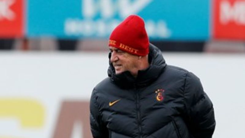 Galatasaray maça çıkmadan puan durumundaki yerini korudu