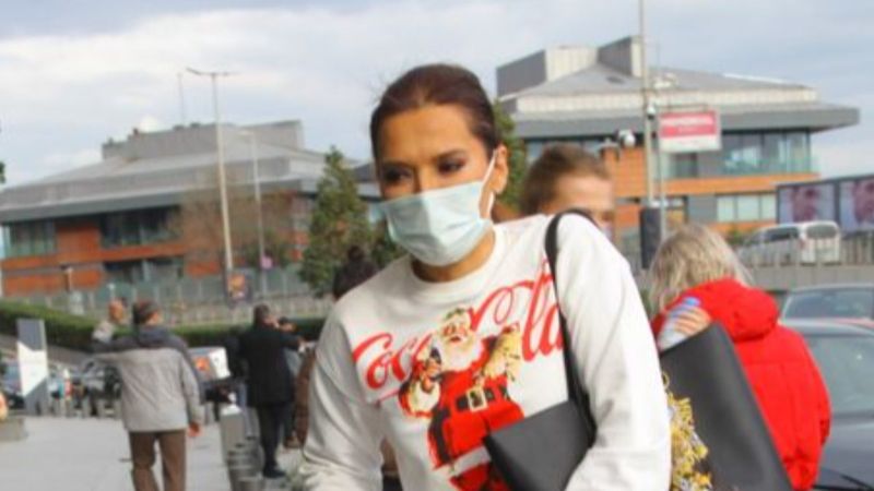 Demet Akalın: Hira yürümek istemiyor