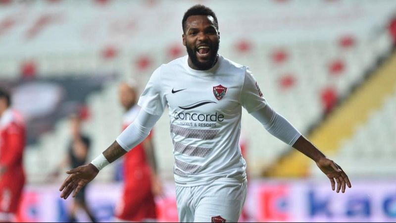 Aaron Boupendza, Avrupa'da 4. sırada