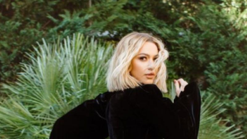 Hadise'ye 3 ülkeden teklif geldi