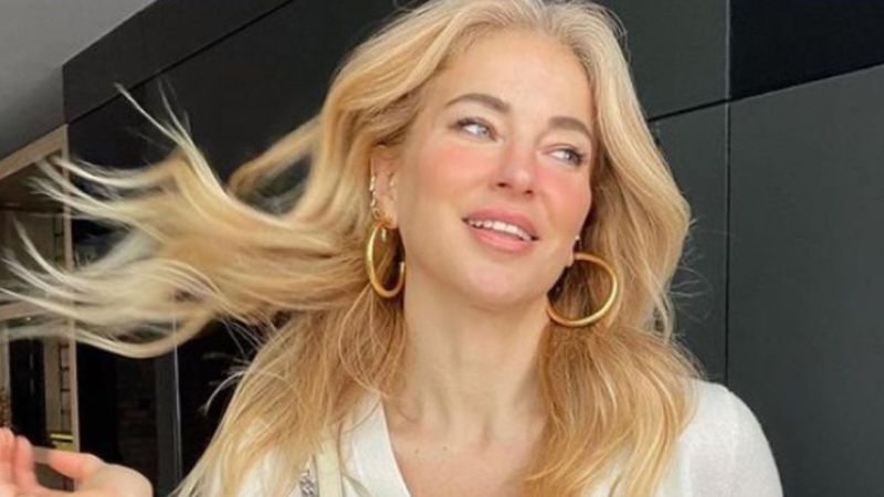 Burcu Esmersoy, Çeşme'den ev aldı