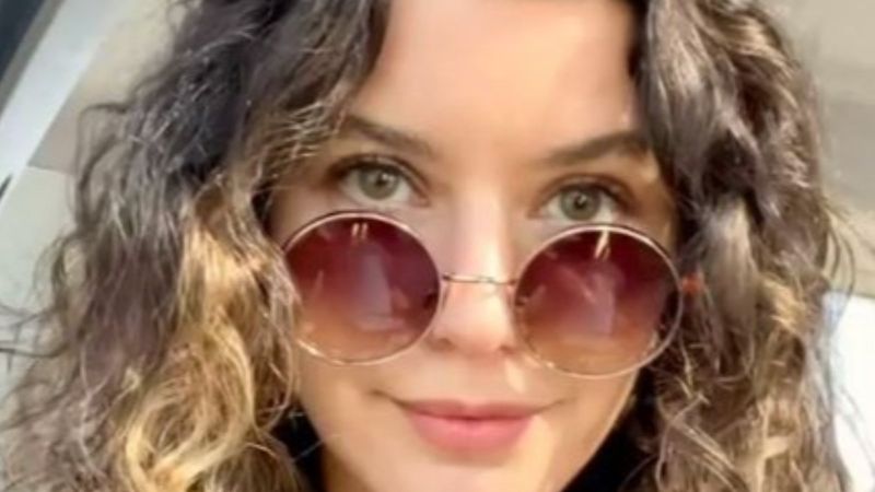 Beren Saat, eski sevgilisi bu yıl da unutmadı