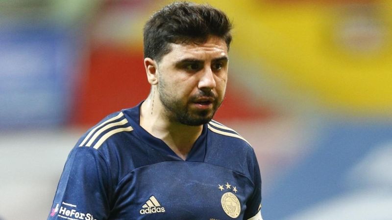 Fenerbahçe, Ozan Tufan'ı Watford'a kiraladı