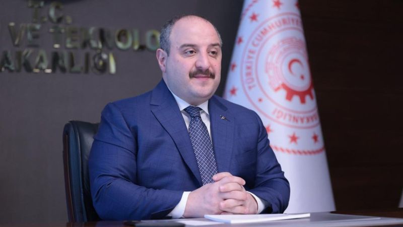 Mustafa Varank'tan milli yatırımları eleştirenlere zihniyet tepkisi