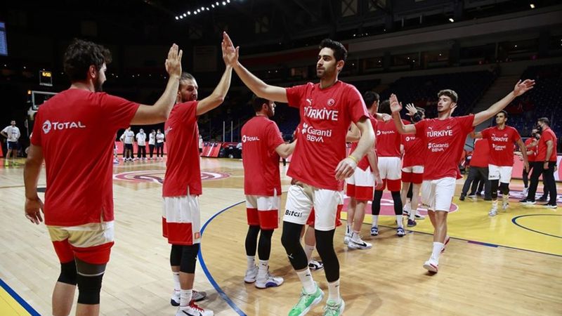 12 Dev Adam, dünya sıralamasında yerini korudu