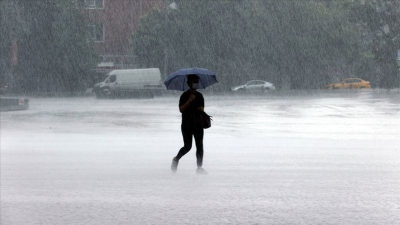 Meteoroloji'den yeni haftanın ilk günü için sağanak uyarısı