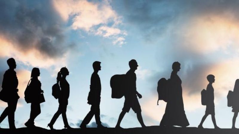 Yakalanan kaçak göçmenler: İran askerleri sınırdan nasıl geçeceğimizi gösterdi