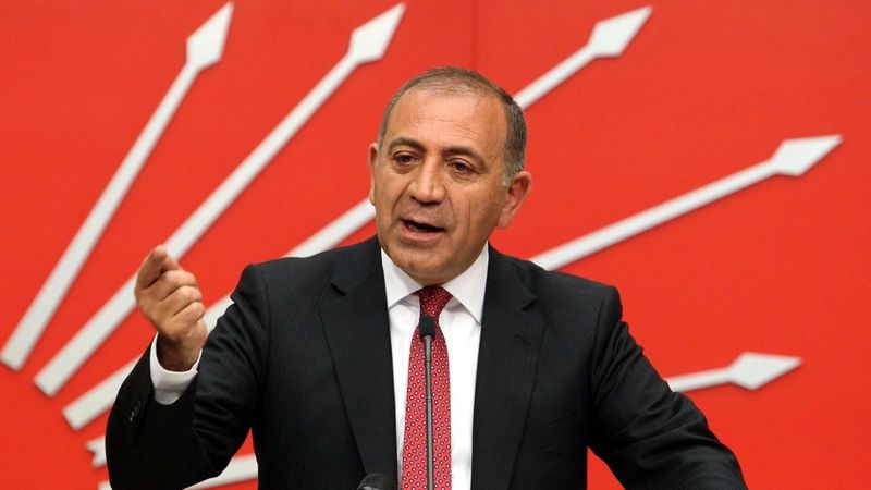 CHP'li Gürsel Tekin'den imam Halil Konakçı'ya sert sözler