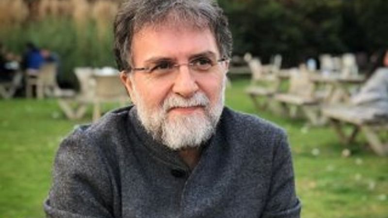 Ahmet Hakan, Kanal D Ana Haber için hazırlık yapıyor